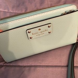 Kate Spade large wristlet